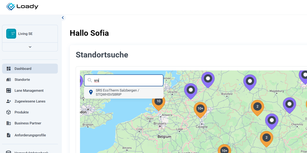 Prof. Dr. Victor Meier (l.), beratender Gesellschafter bei Cargoclix, und Stefanie Kraus (m.), CEO und Mitgründerin von Loady, wollen die strategische Partnerschaft ihrer Unternehmen dazu nutzen, Logistikdaten und operative Prozesse entlang der Lieferkette optimal zu verknüpfen. Über das System von Loady (r.) tauschen Unternehmen Logistikanforderungen digital mit ihren Transportpartnern aus. Fotos: Cargoclix/Loady